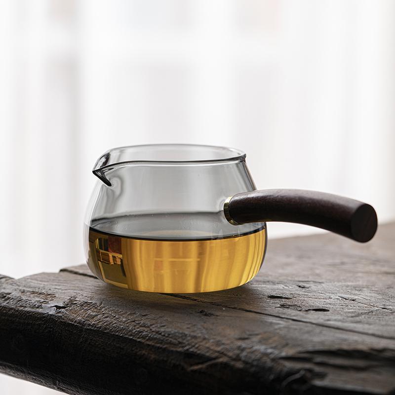 Grey heat-resistant glass wood handle fair cup Japanese side handle high temperature resistant tea separator tea set accessories