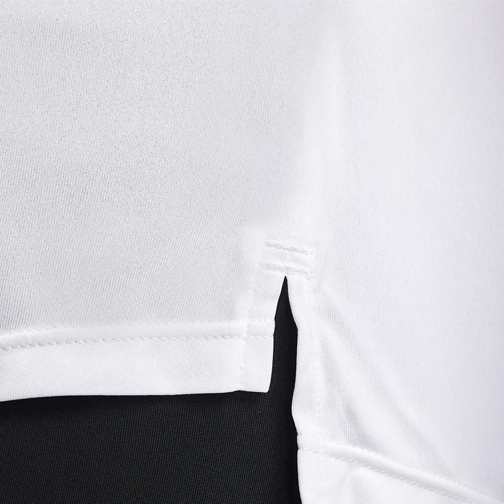 Nike T Shirts Women's White Crew Neck Moderate Straight Fit DD0642-100