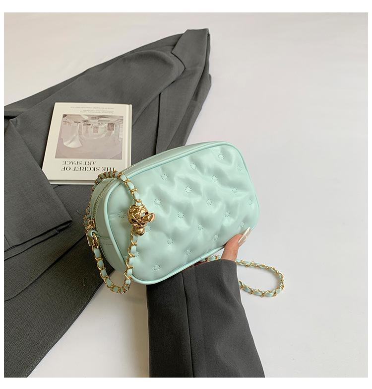 

Foreign style chain small bag women 2025 new Korean version versatile cloud small square bag fashion high sense messenger bag tide синий