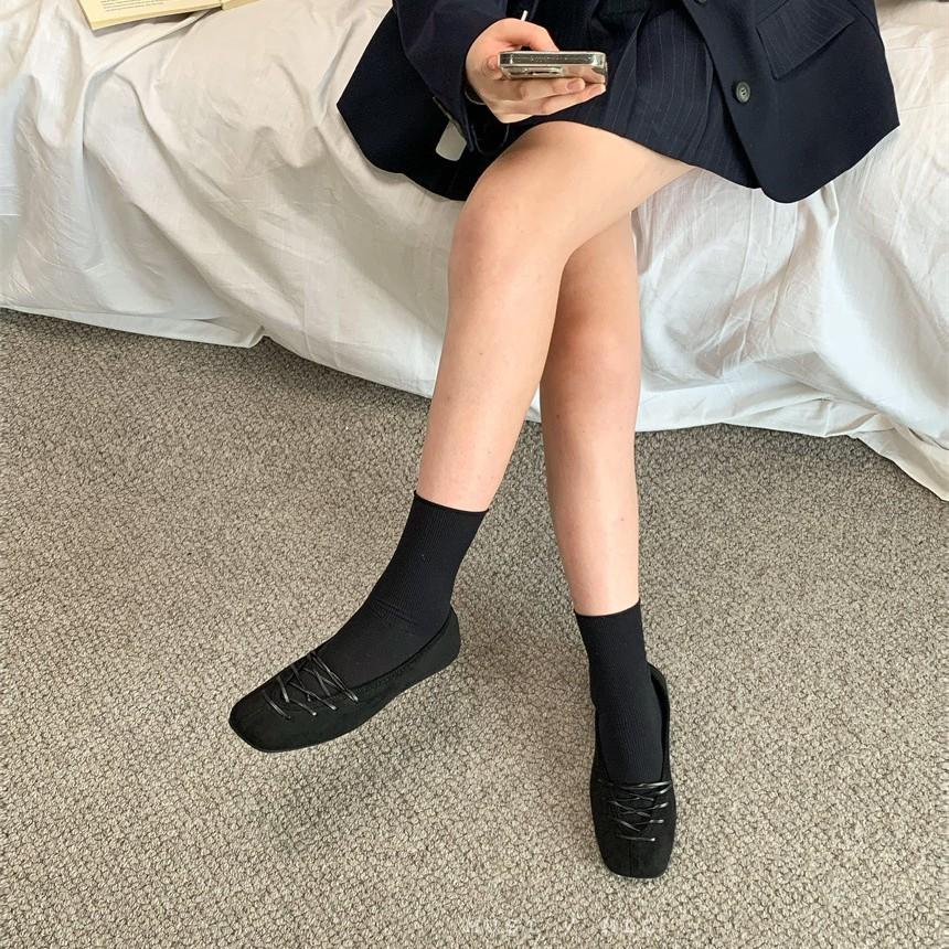 Evening wind single shoes women's 2025 autumn new French cross ballet shoes Mary Jane square head gentle single shoes