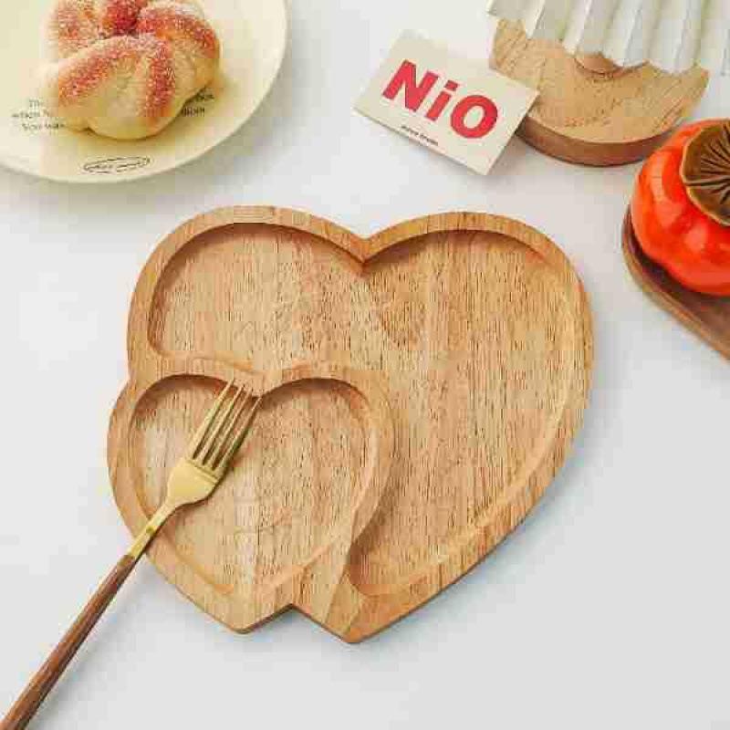 Creative Wooden Serving Tray Heart Shaped Cheese Board Salad Cake Plate Simple Snacks Candies Fruits Trays Decoration Home Decor