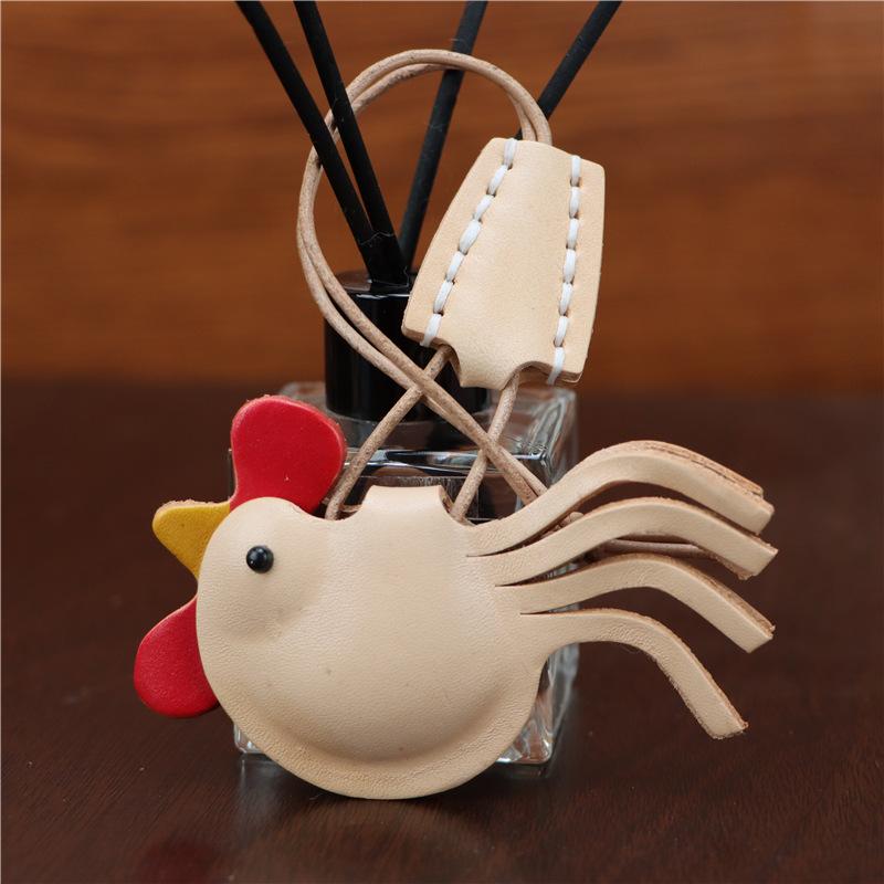 The First Layer Of Cowhide Chicken Pendant, Car Keychain, Leather Rope, Bag, Pendant, Accessories, Zodiac Gifts.