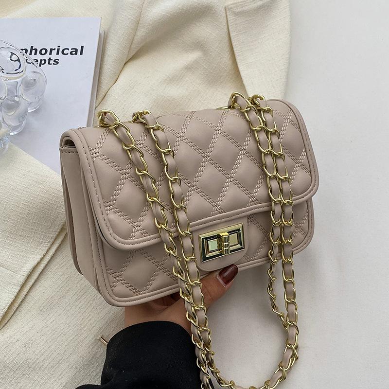 Premium Texture Small Bag Women's Summer 2024 New Niche Diamond Chain Bag Women's Popular Messenger Bag Small Square Bag