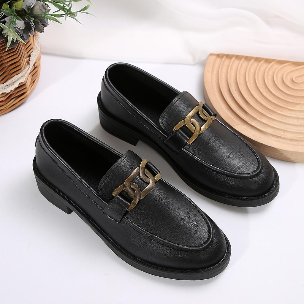 Fashion 2025 Women Spring New Black Platform Flats Shoes Women Loafers Slip On Boat Shoes Metal Designer Casual Leather Oxfords
