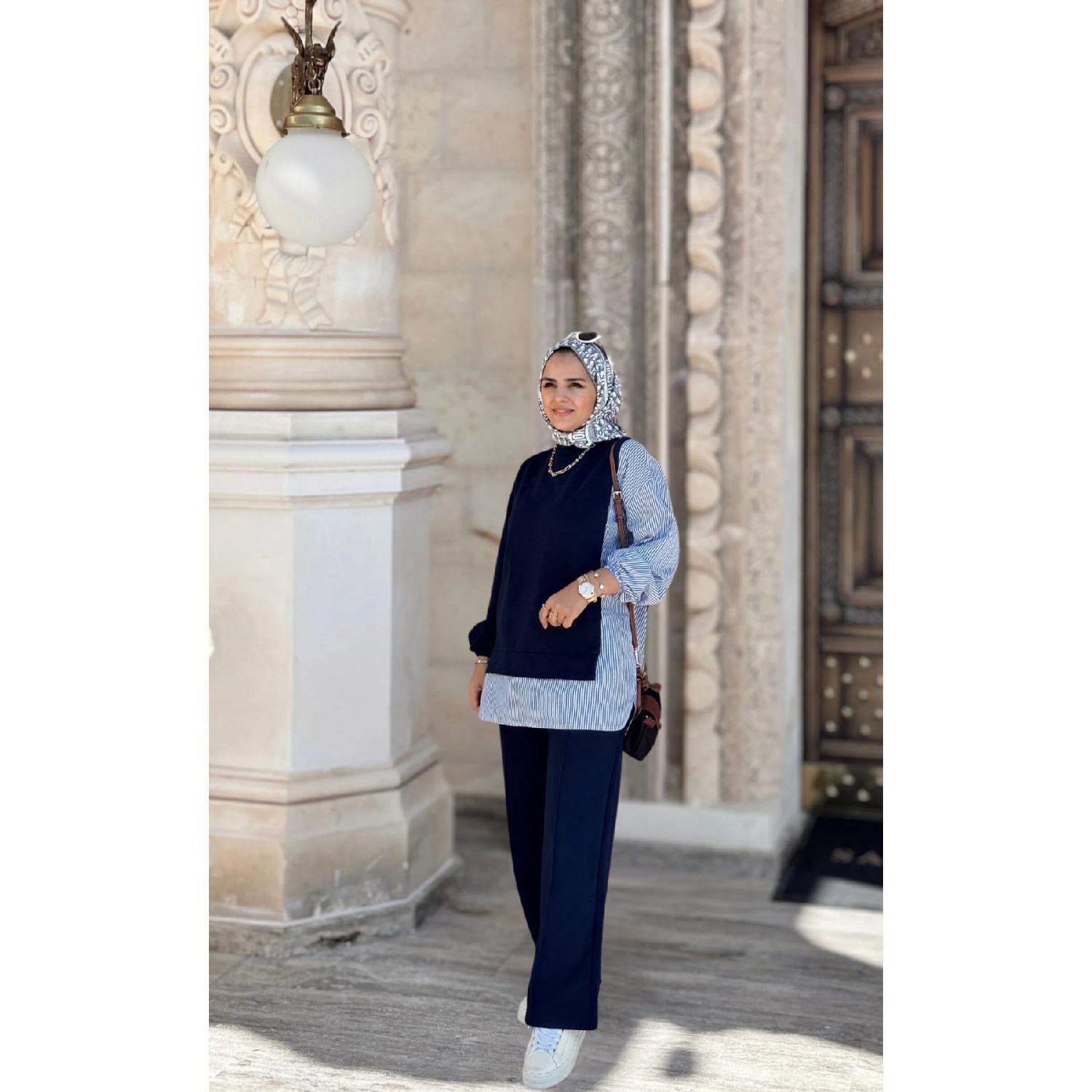 

Темно-синій сорочковий двомісний костюм S/M чорний