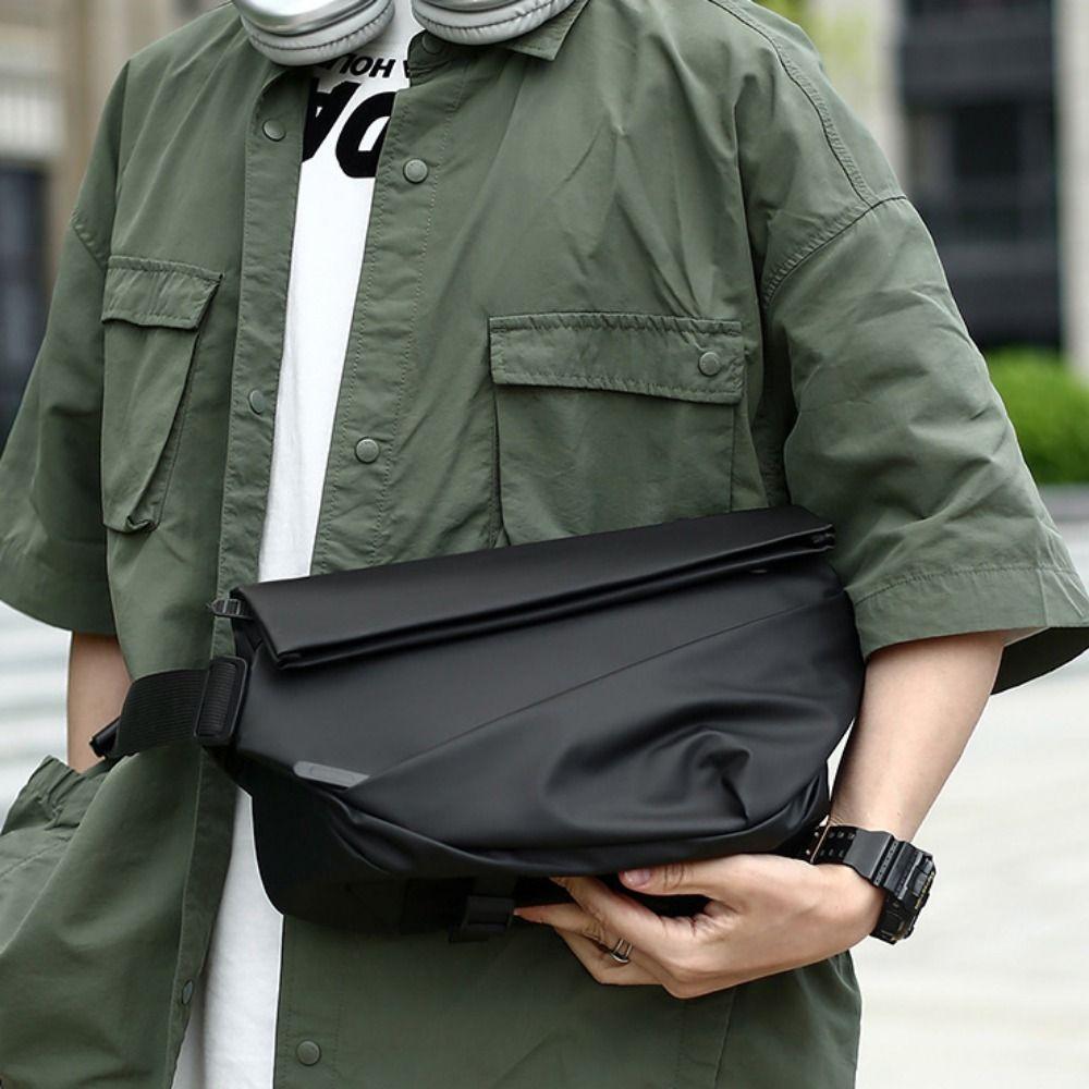Korean Oxford Cloth Bag Men Large Capacity Chest Bag Zipper Crossbody Bag  Male