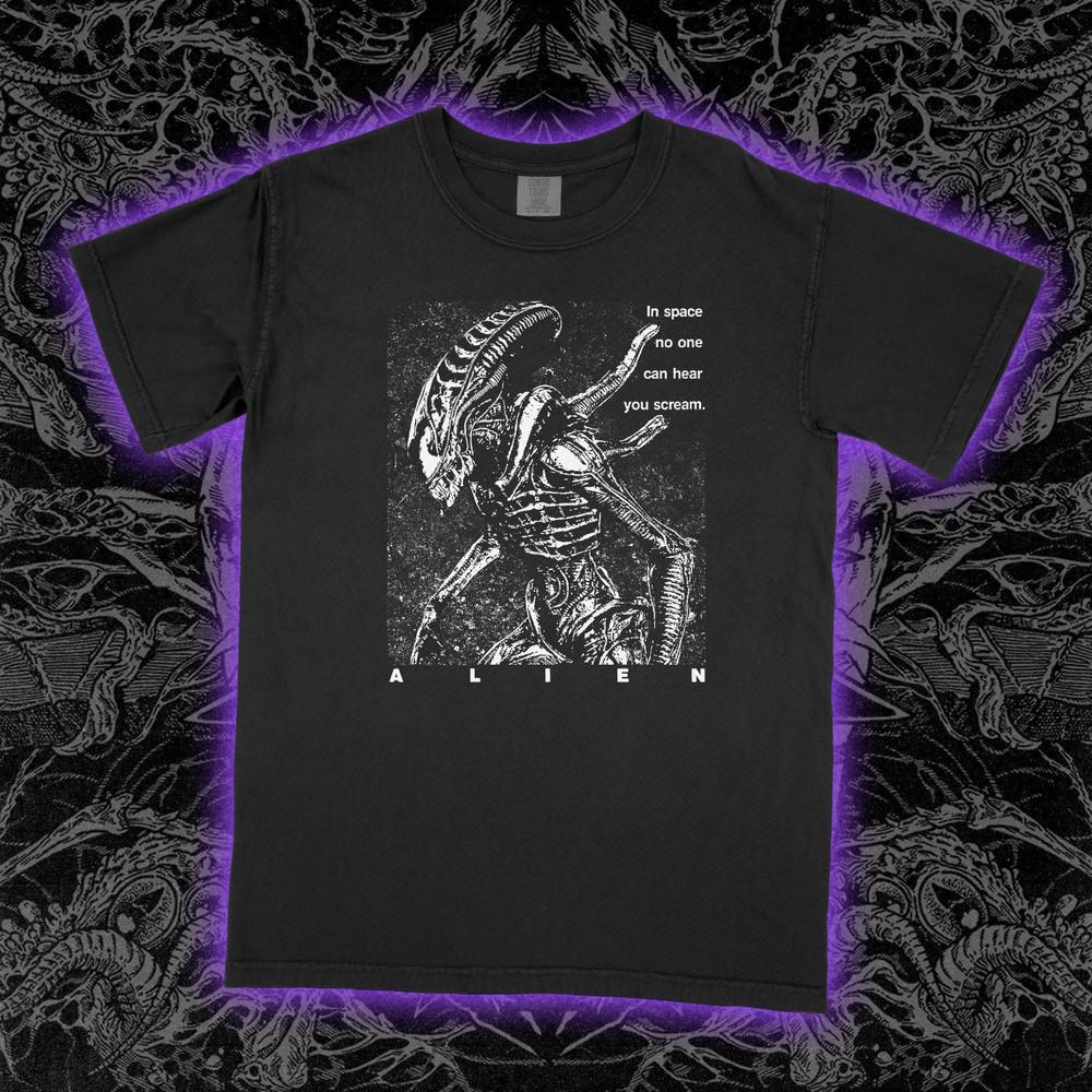 

Alien 1979 T-Shirt Sci-Fi Horror Movie Graphic Tee Nostromo Xenomorph Unisex XL