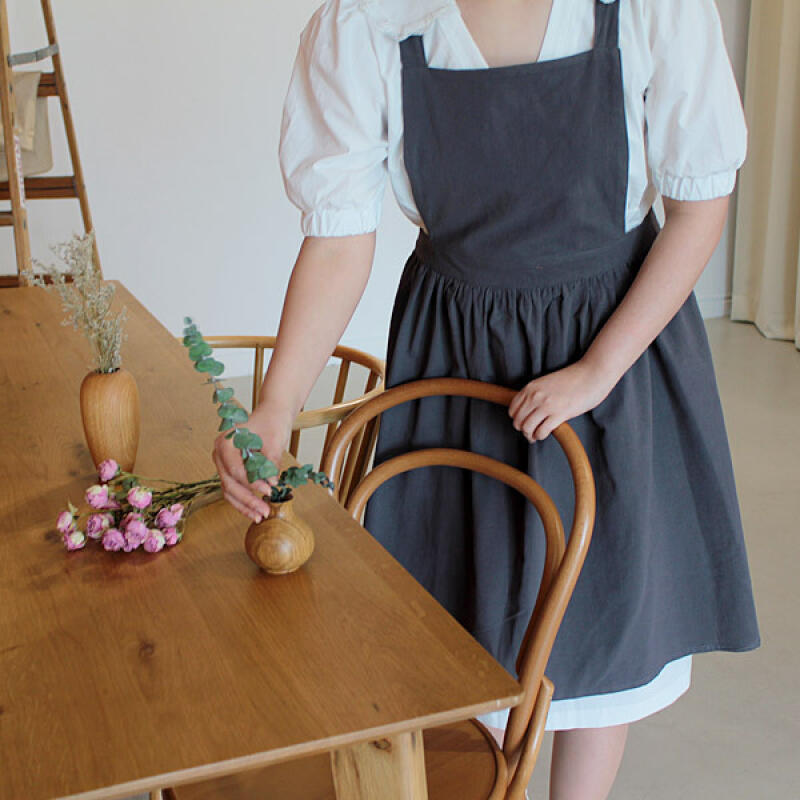Luna and Linen Apron Charcoal