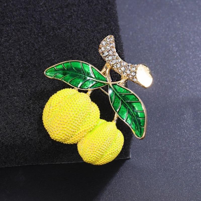 1Pc Cute Durian Brooch for Men Women Exquisite Durian Fruit Pins Trendy Accessories Party Summer Holiday Gift