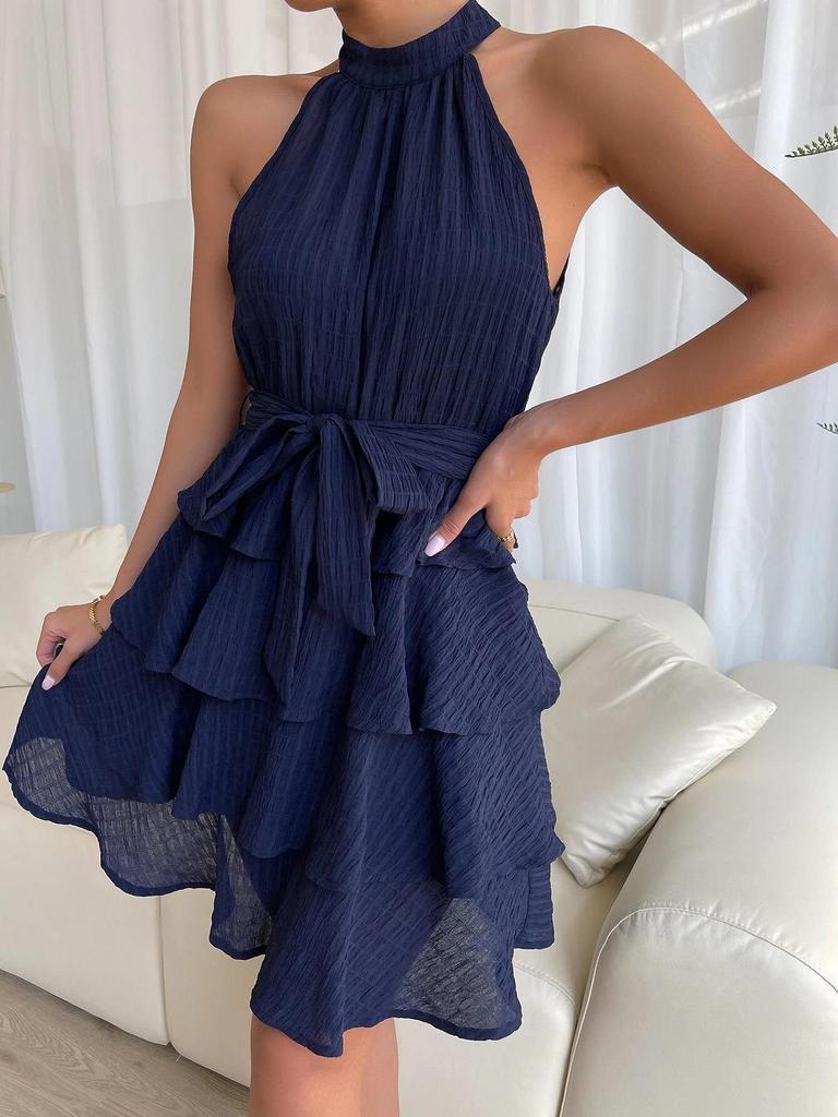 Letnia sukienka damska bez rękawów z falbanami