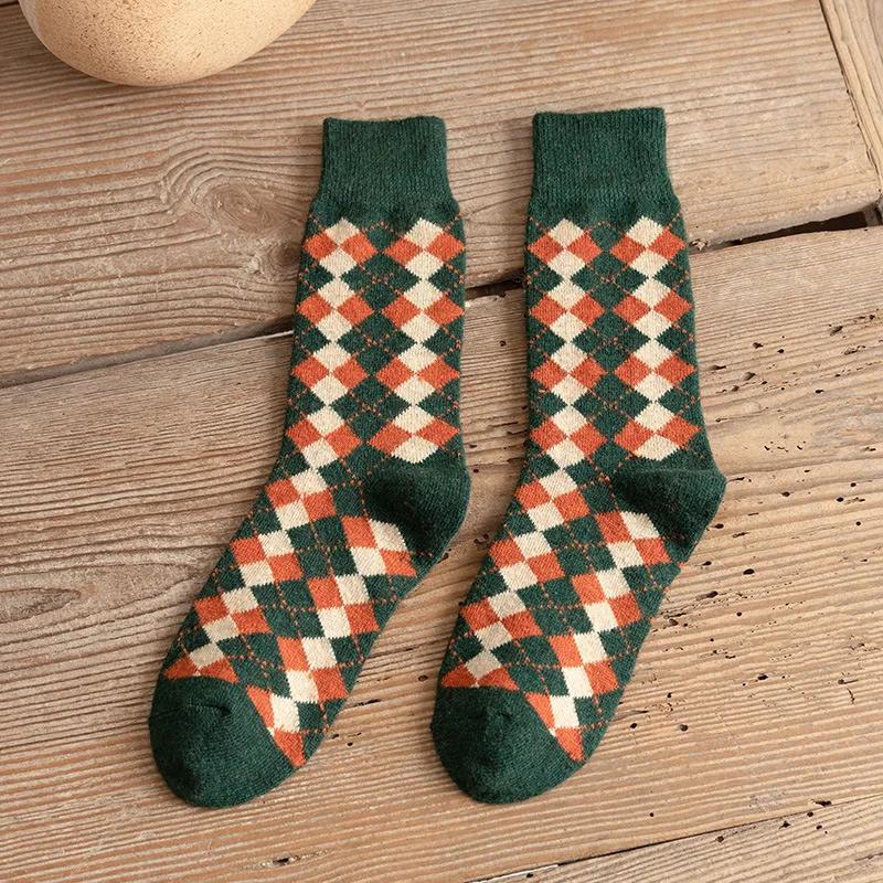Retro Warm Middle Tube Women Socks Rhombus Harajuku Student Floor Sleeping Socks Autumn Winter Thermal Socks