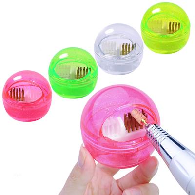 Abnehmbare 2-Wege-Reinigungsbürste für Nagelbohrer mit Box, Metall-Hartbürste und Weichbürste, Maniküre-Werkzeug