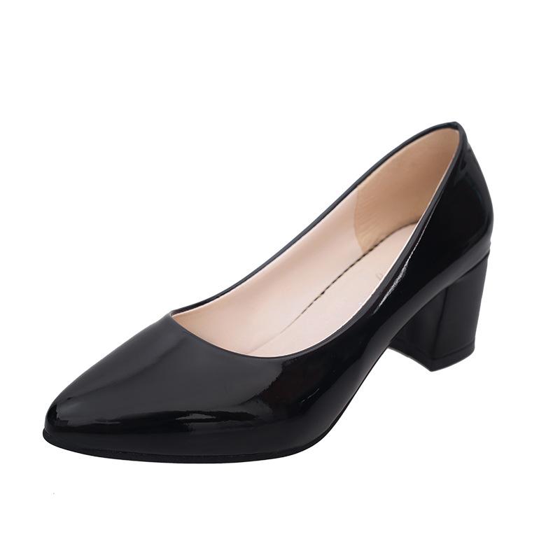 

2025 autumn new Korean version of work simple fashion high heels pointed thick heel shallow mouth one pedal temperament single shoes 41