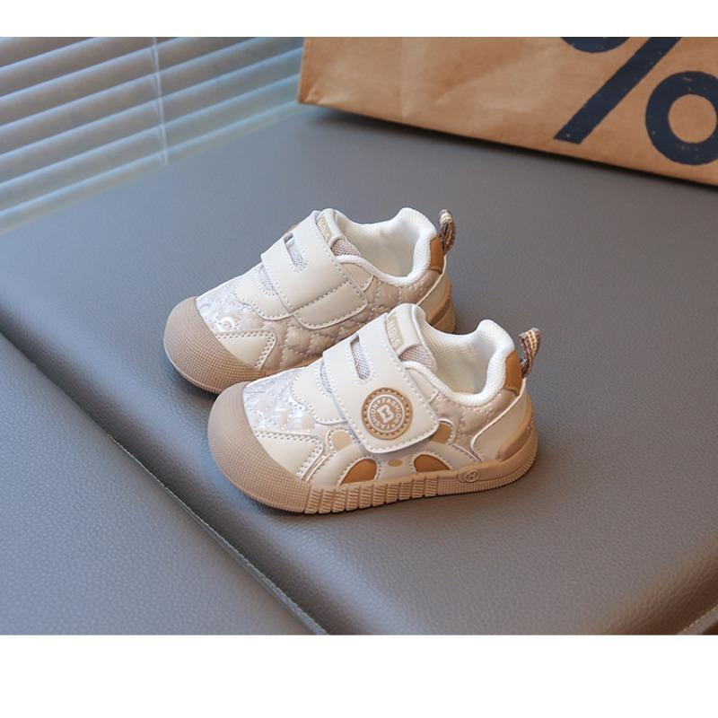Baby toddler shoes cartoon leather surface baby girl indoor shoes non-slip soft sole baby boy running shoes