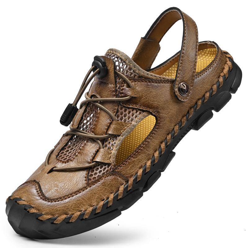 Popular large size summer men's shoes breathable sandals casual mesh shoes hollow soft sole travel shoes new slippers