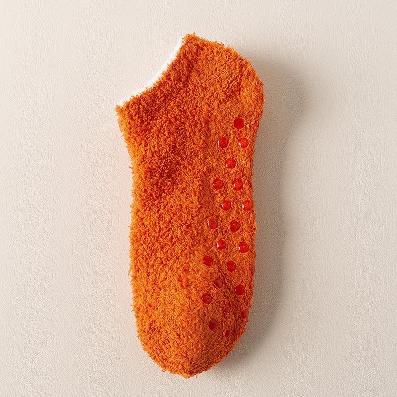 New Women's Slouch Socks Women Thickened Coral Fleece Warm Indoor Floor Silicone Non-slip Invisible Cotton Boat Socks Hipster