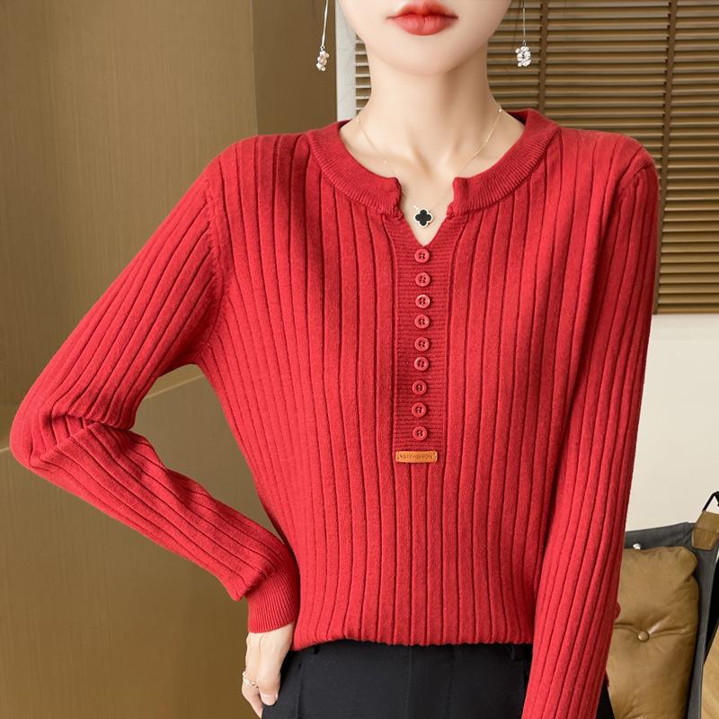Autumn and Winter New Knitted Pullover with Buckle Draw Inside with Regular Round Neck Long-sleeved Bottomed Velvet Shirt
