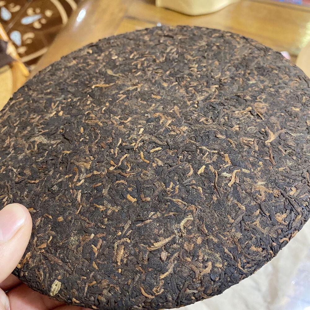 710 Yunnan Pu'er Tea Ten Years Pu-erh Ripe Tea Cake Aged Tree Cooked Puerh Tea