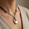Verstellbare Lederband-Choker-Halskette mit minimalistischem Metallring-Design für Damen Modeschmuck Geschenk