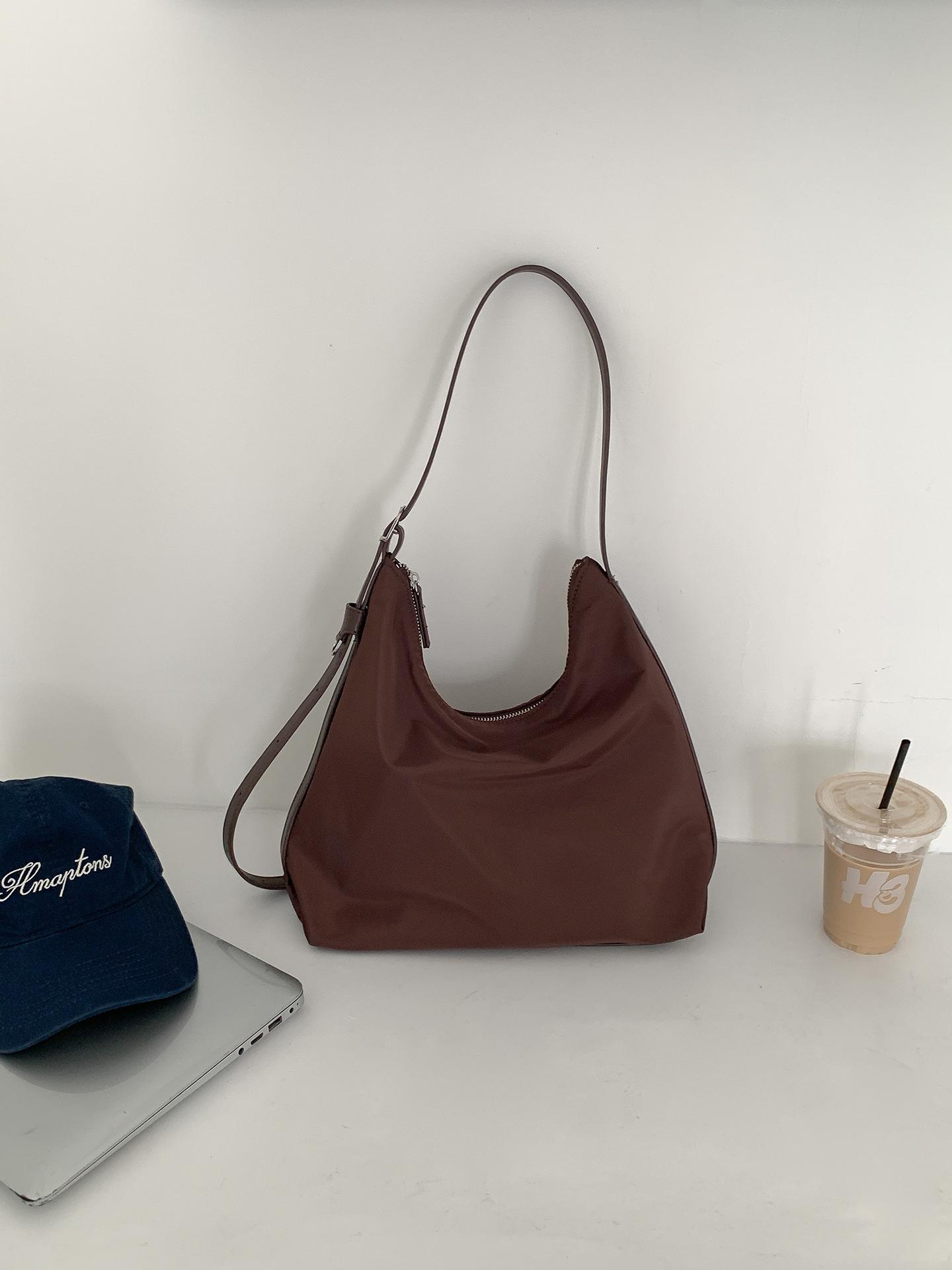 

New simple women s shoulder bag fashionable large-capacity commuter bag women s solid color versatile nylon tote bag women кофейный