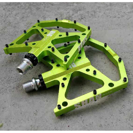 Big dog pedals mountain bike 3 bearing   bicycle bearing wide anti-slip pedals comfortable pedals