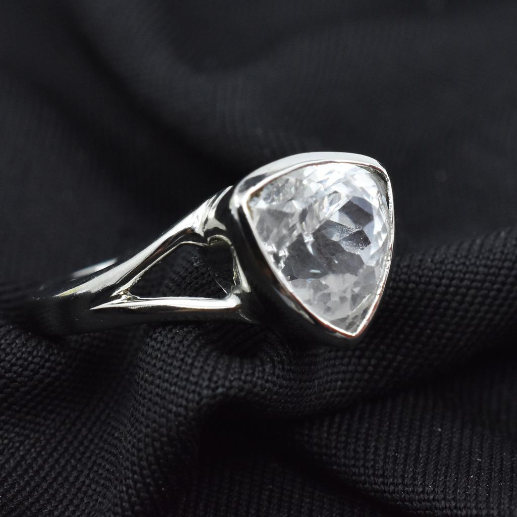 Silver Ring 18.35 Ct White Sapphire Ring Trillion Cut Ring Sz 8.5 Simulant Ar-3122-sa