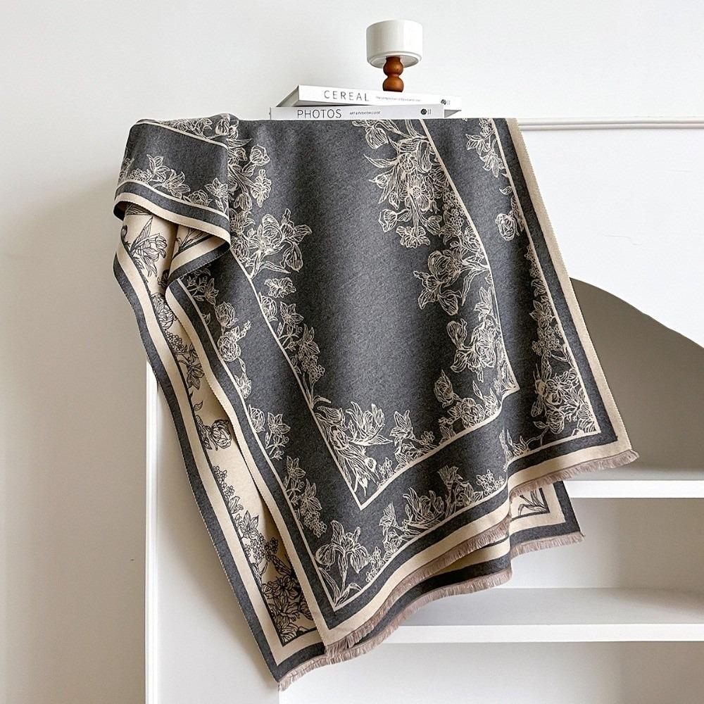 

Luxury Faux Cashmere Scarf Retro Women Wraps Cozy Lady Stoles Winter Season сірий