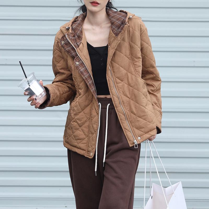 Women's 2024 Diamond Quilted Cotton Hooded Jacket - Autumn/Winter Short Fashion Plaid Patchwork Lightweight Coat