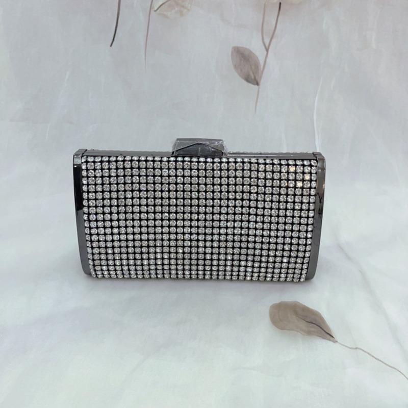 

New portable messenger bag summer versatile cheongsam dress chain women s bag high-end diamond-encrusted shoulder bag чорний