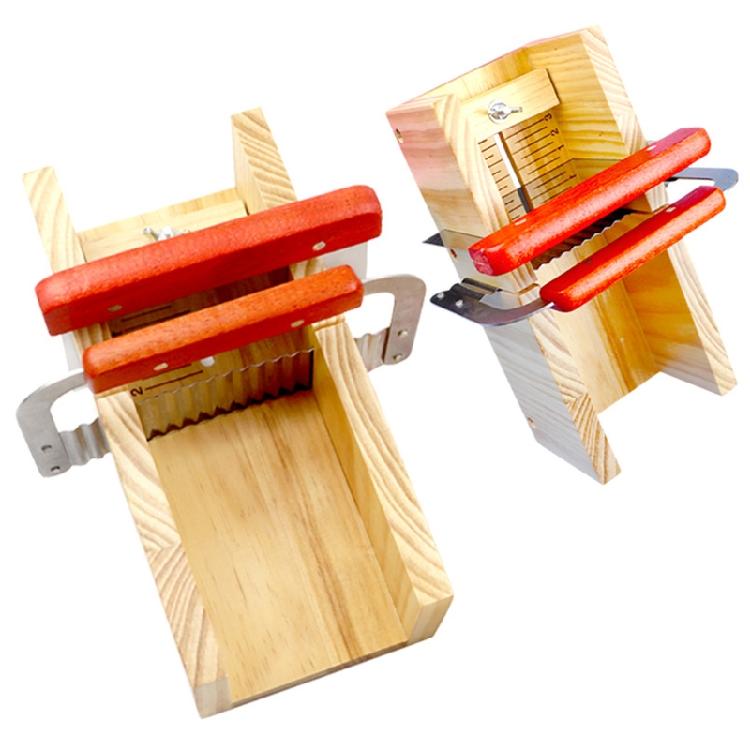 Scatola Stampo per Sapone in Legno e Set Tagliere per Sapone Stampo Rettangolare in Silicone con Scatola in Legno