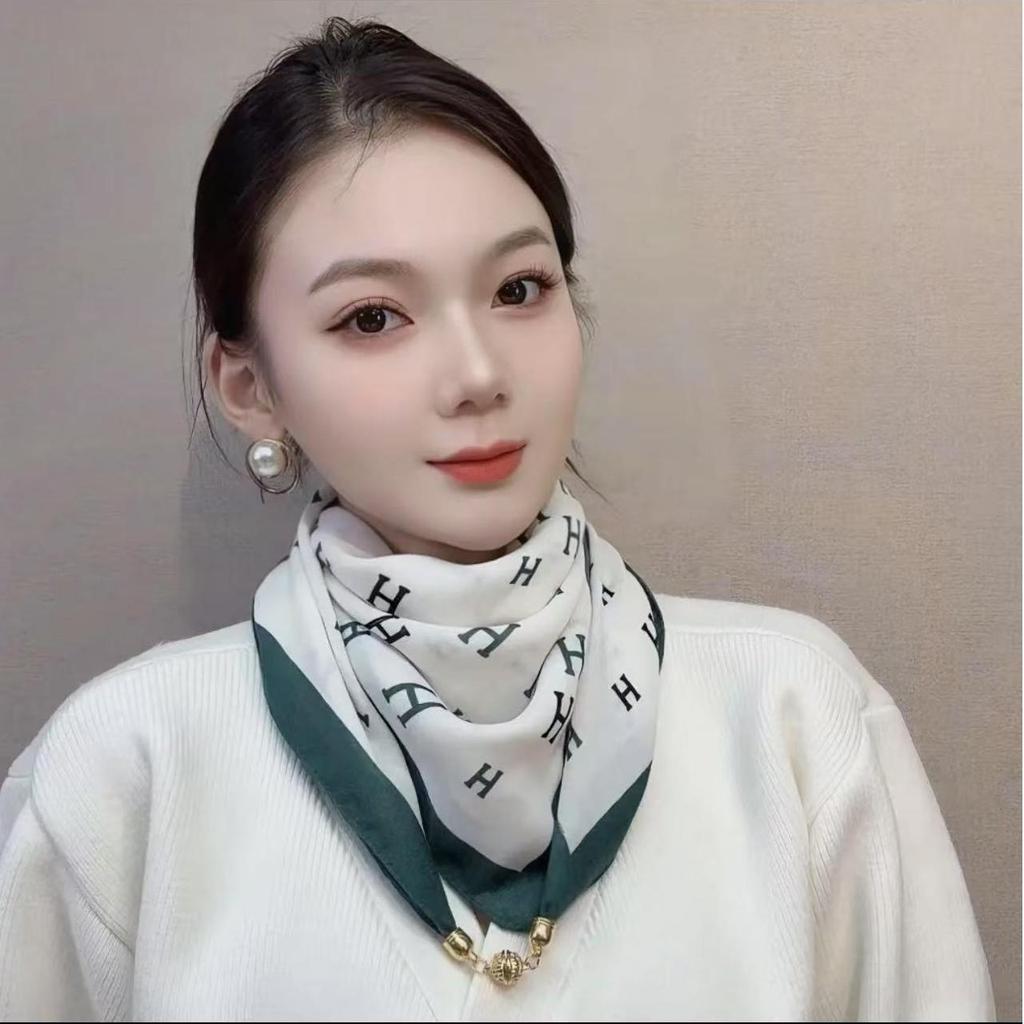 Spring & Autumn Influencer Silk Scarf: Trendy, Versatile, Elegant Style for Ladies