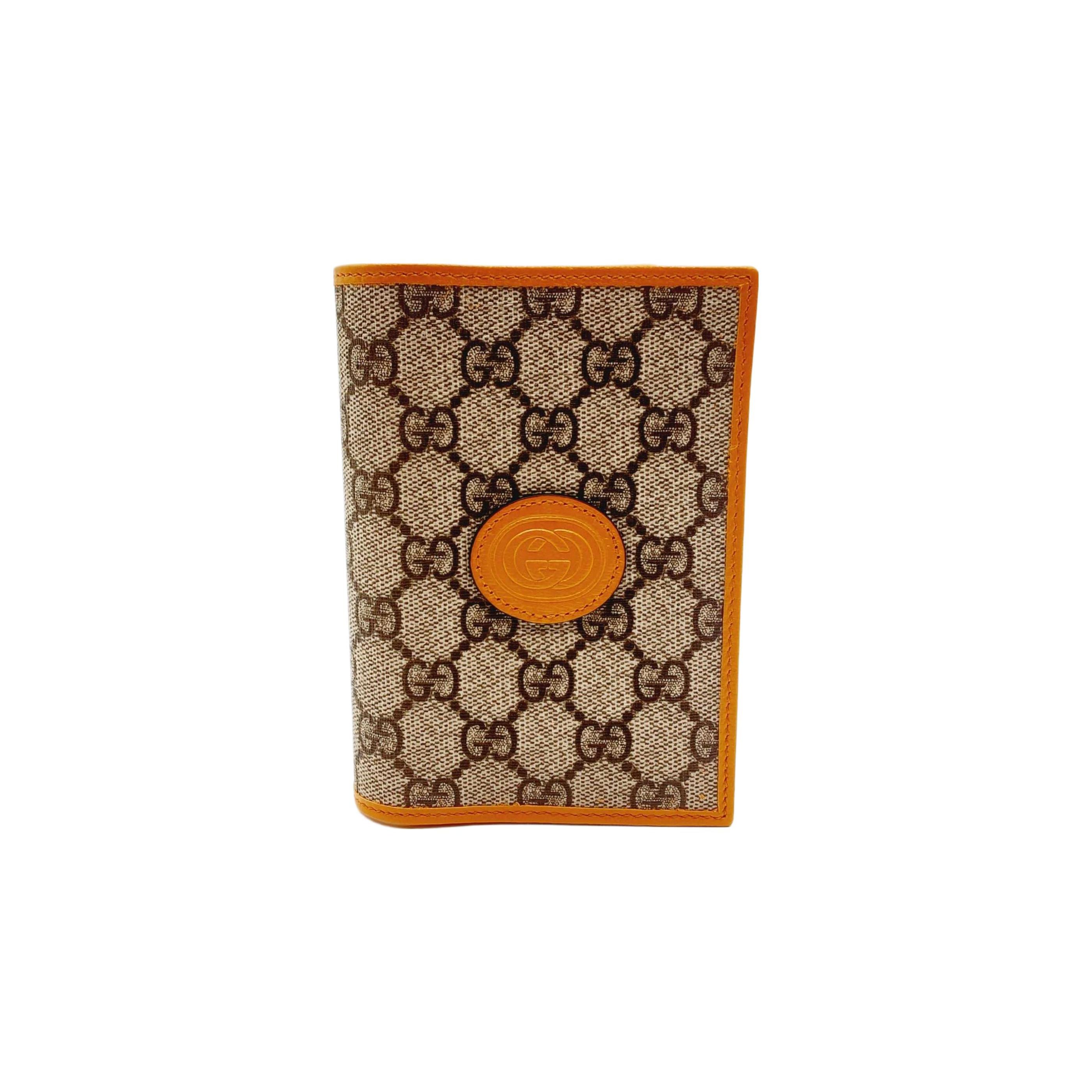 

Gucci GG Supreme Interlocking G Passport Holder Wallet Beige Orange Canvas AndLeather Trim Travel Card Case for Men Daily 724562-92TCG-1147 Basic Set (Bag+Dust Bag)