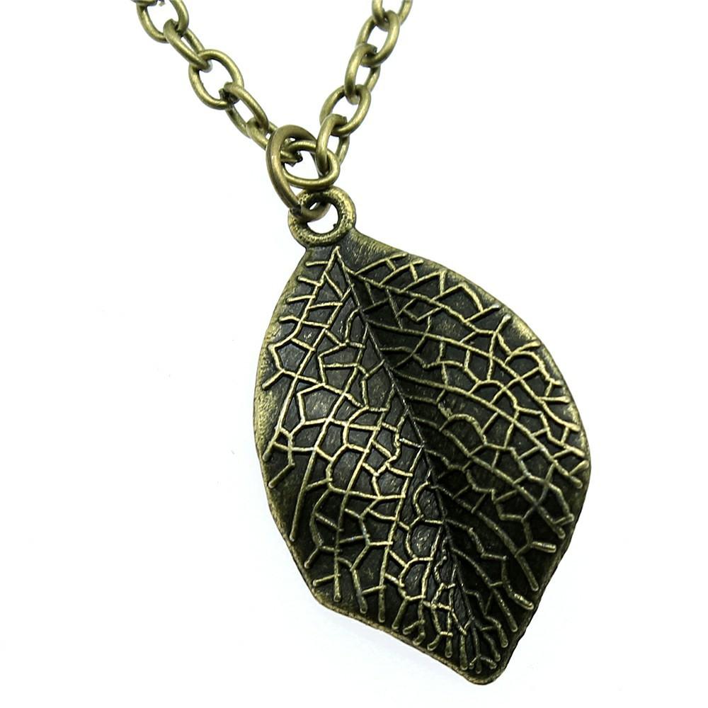Vintage Bronze Leaf Pendant Necklace 35x20mm Long Chain Trendy Jewelry For Women Men Fashion Accessories
