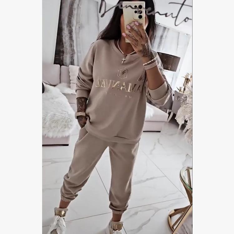 Women's Letter Print Two Piece Tracksuit Long Sleeve Crew Neck Sweatshirt & Jogger Pants Set Casual Outfit