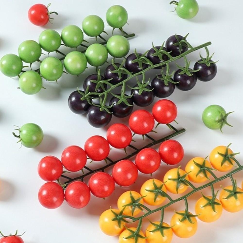Lebensechte künstliche Tomatenkette Schaumstoff Fruchtrequisiten Restaurant-Auslage