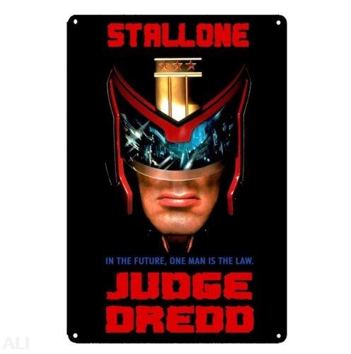 

Raphinha Football Player Retro Posters Metal Poster Pub Sign Garage Club Bar Indoor Wall Room Decoration Home Decor 7.9x11.8In(20x30cm)