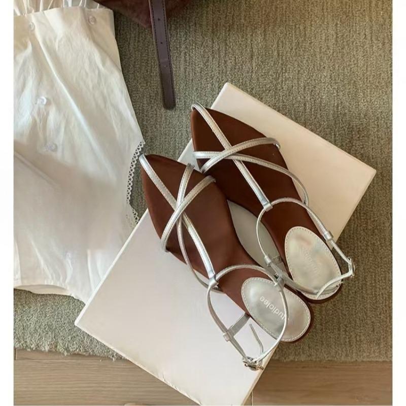 

Новый стиль обуви Одинарная обувь Тонкие ремешки крест-накрест Остроносые сандалии Женская обувь 40 серебряный
