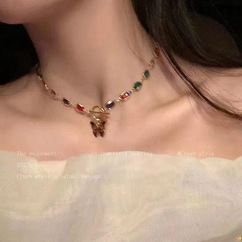 Fashion Retro Beaded Butterfly Y2K Rainbow Crystal Pendant Chain Choker Necklace For Women Bohemia Charm Jewelry Accessories