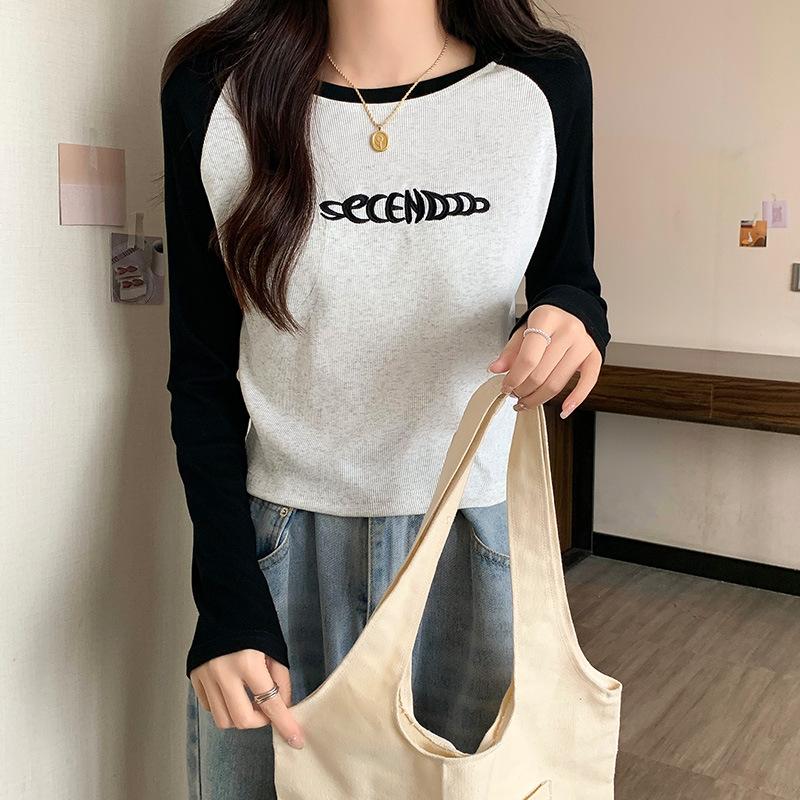 Autumn Tops for Women, New Long-sleeved T-shirts with Design, Color-blocked Embroidered Letters, High-end Inner Bottoming Shirts