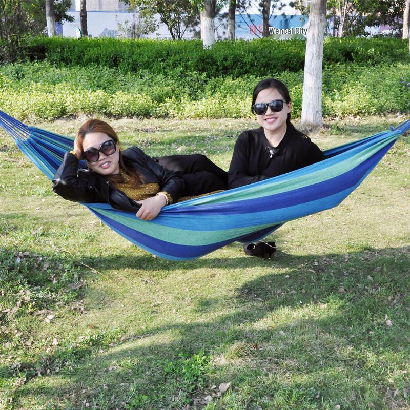 Outdoor Canvas Hammock with Curved Spreader Bar