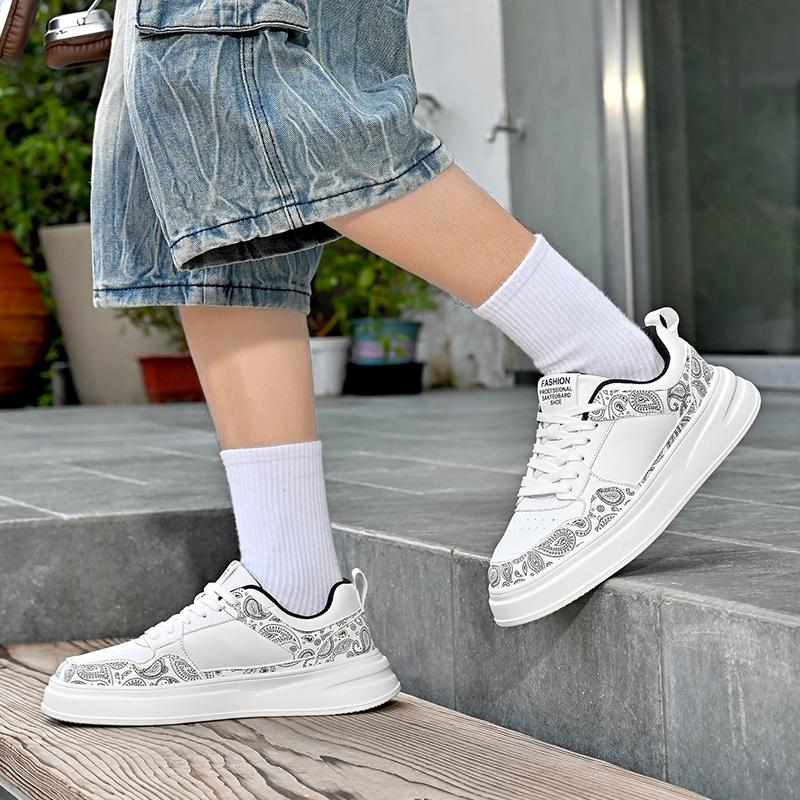 Men’s Casual Skateboarding Shoes Running Shoes Jogging Sneakers Lightweight Students Basketball Shoes Plus Size