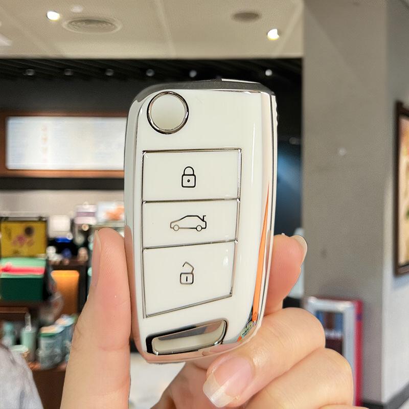 Volkswagen Passat Key Case (2017-2018) - Stylish & Personalized Key Shell with Buckle