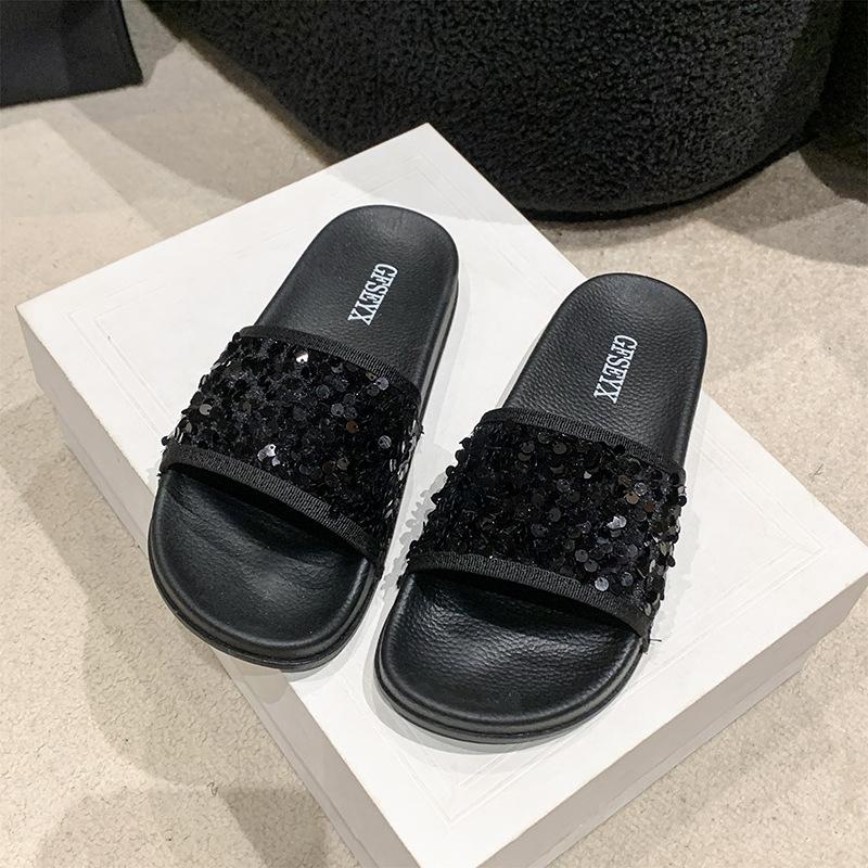 Muffin thick-soled one-word slippers women's summer wear 2025 new versatile woven skirt beach cool slippers