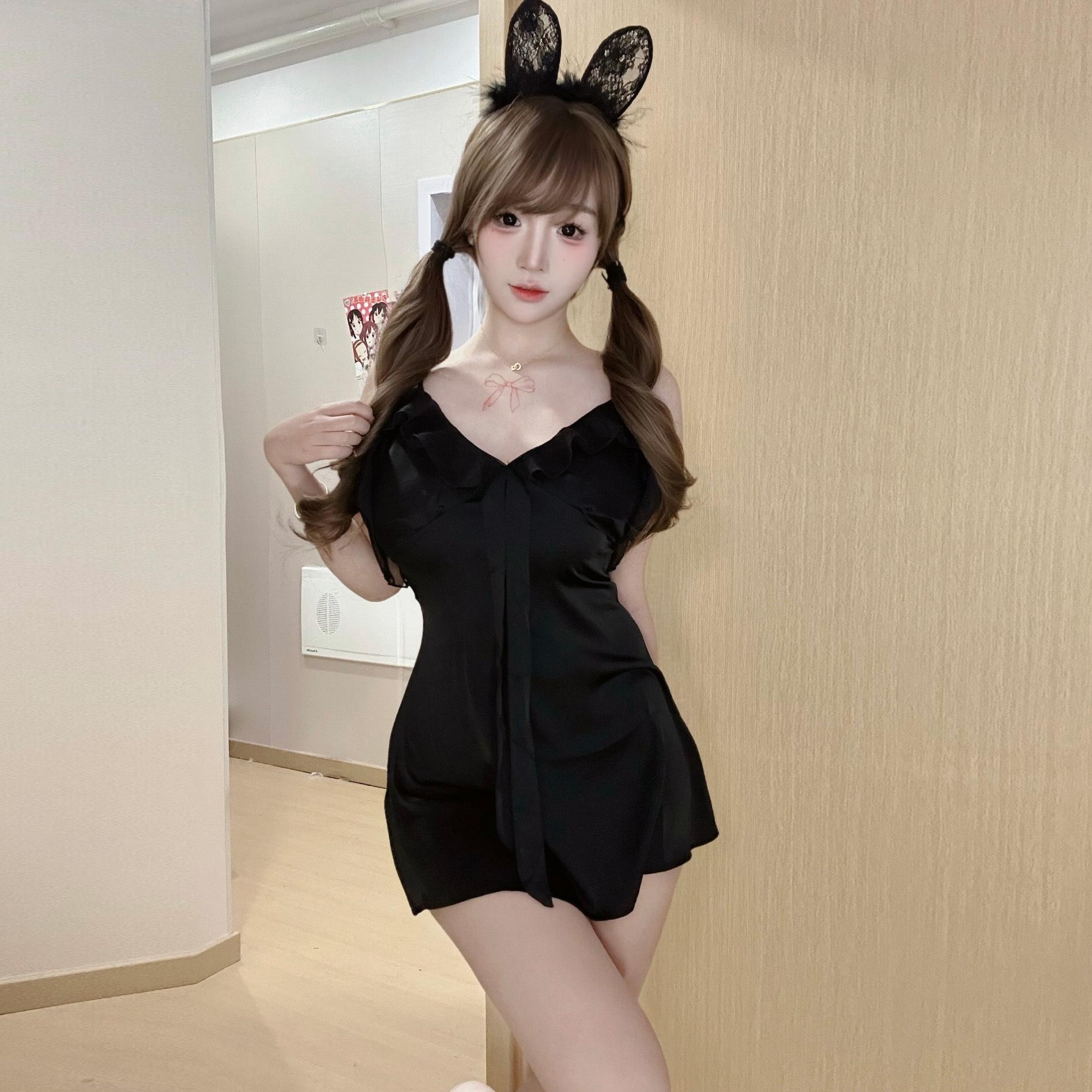 

Сексуальна білизна Французька сексуальна нічна сорочка Глибоке V Підв язка Лотосове листя Мереживо Чисте бажання Вітер Бант Халтер Піжама One size