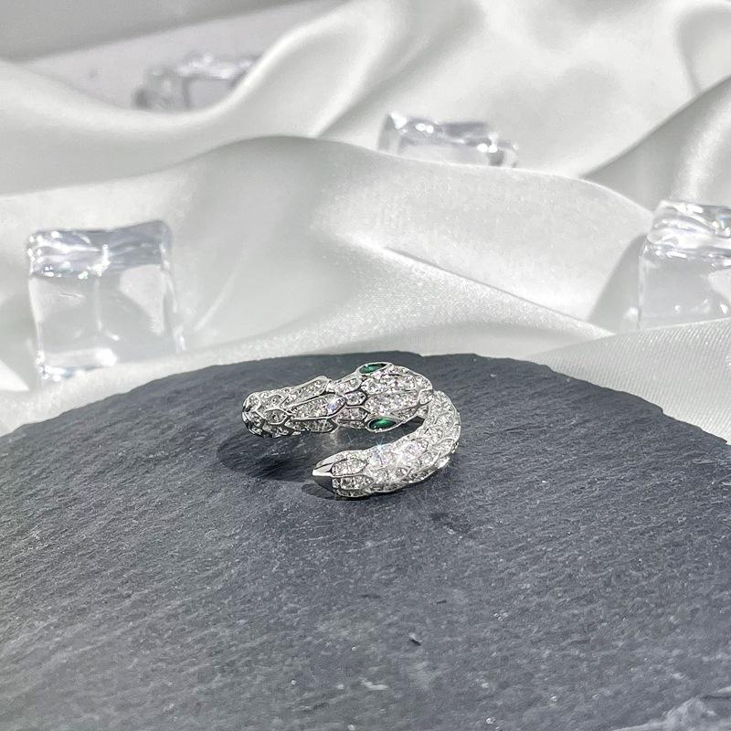 

Европейское и американское панк трендовое крутое кольцо с открытым змеиным мотивом, нейтральное хип-хоп модное кольцо на указательный палец, кольцо с холодным ветром и темпераментом