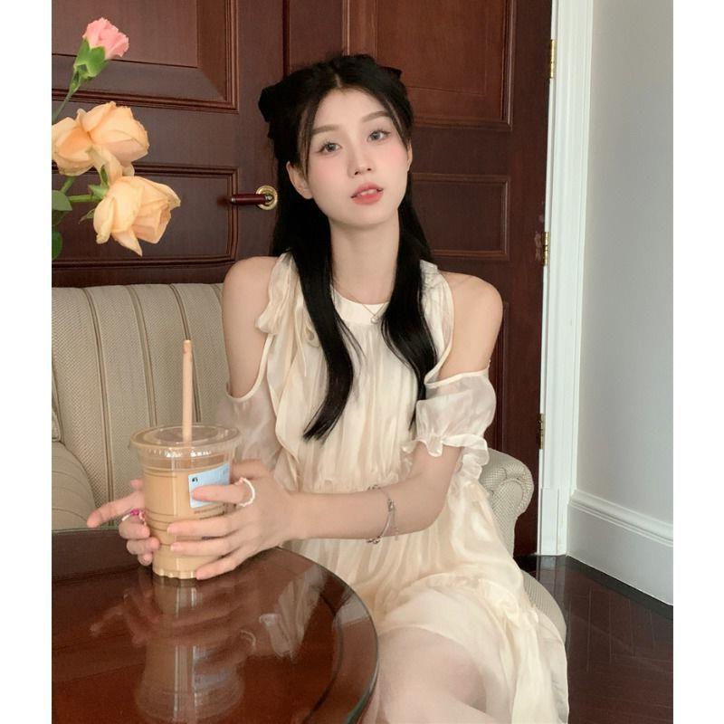 Elegantes 2024 schulterfreies Bindekleid: Sommerlicher Stil & Süße Erste Liebe Vibe