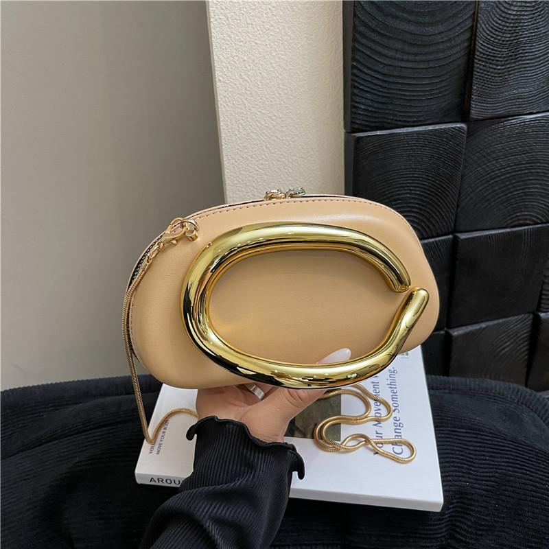 1 Stück Luxus-Umhängetasche Z-Stil Clutch-Tasche Abendtasche Speziell geformte Metallketten-Details Dekorative Kastenform-Kleine Quadratische Tasche