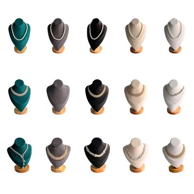 Buste à colliers robuste recouvert de peluches, portable, pour ranger et présenter des bijoux. Accessoire de décoration pour la maison.