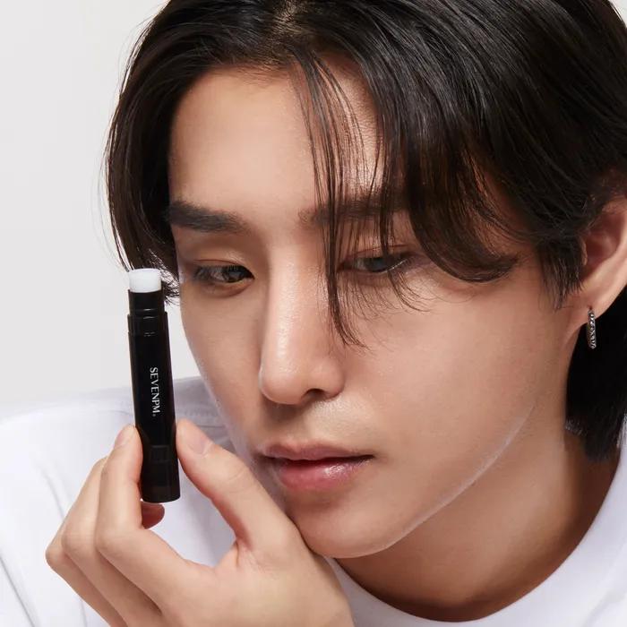 Dual Multi-Color Moisturizing Lip Balm Dual Multi-Color Moisturizing Lip Balm_Dual Multi-Color Moisturizing Lip Balm