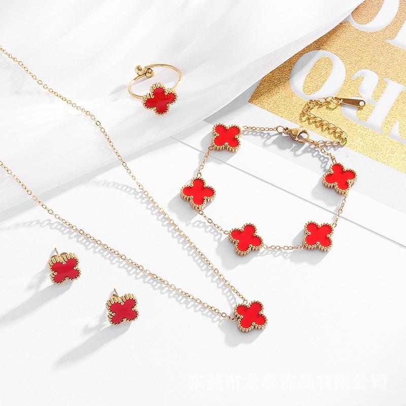 18K Gold Plated Kleeblatt Halsketten-Set Mit Muschel-Anhänger Minimalistischer Damenschmuck Tägliches Tragen